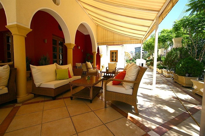 Imagen de los exteriores del Hotel Curium Palace. Foto 8