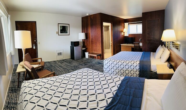 Imagen de la habitación del Hotel Curly Redwood Lodge. Foto 19