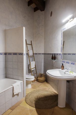 Imagen de la habitación del Hotel Curolla Petit. Foto 4