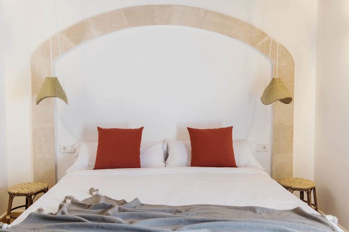 Imagen de la habitación del Hotel Curolla Petit. Foto 7