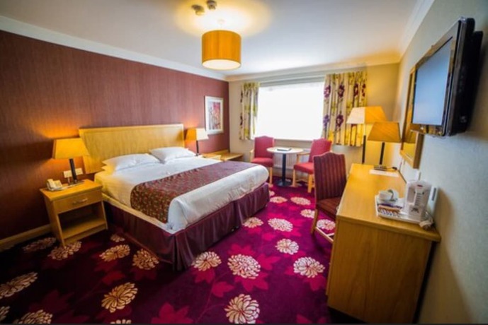 Imagen de la habitación del Hotel Curran Court. Foto 11