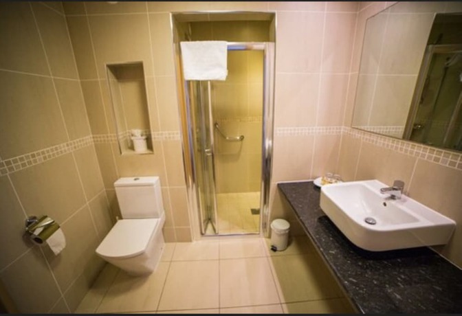 Imagen de la habitación del Hotel Curran Court. Foto 19