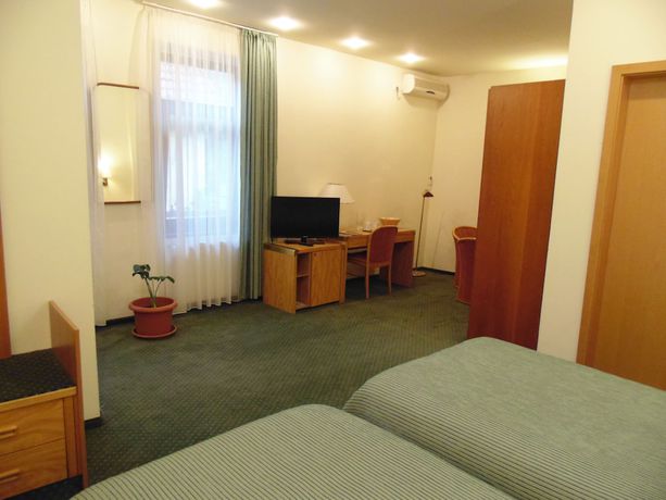 Imagen de la habitación del Hotel Curtea Brasoveana. Foto 15