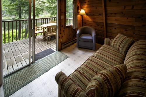 Imagen general del Hotel Cusheon Lake Resort. Foto 1