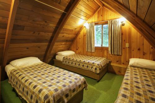 Imagen de la habitación del Hotel Cusheon Lake Resort. Foto 10