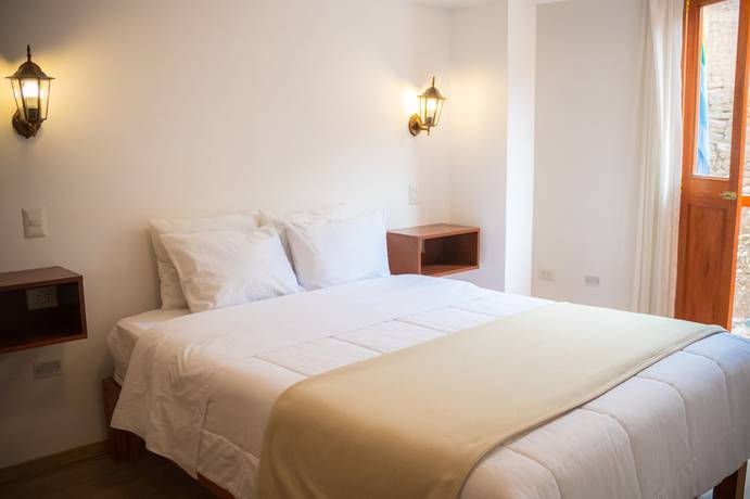 Imagen de la habitación del Hotel Cusi. Foto 10