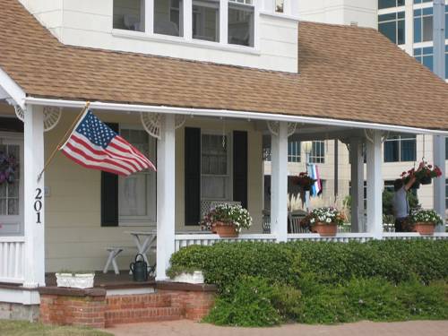 Imagen de la habitación del Hotel Cutty Sark Efficiencies. Foto 6