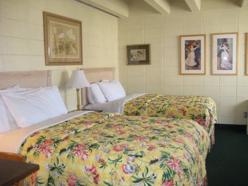 Imagen de la habitación del Hotel Cutty Sark Efficiencies. Foto 16