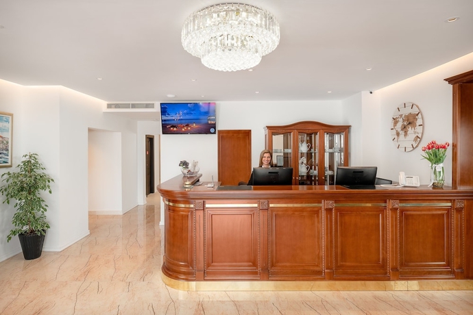 Imagen de los interiores del Hotel Cvita. Foto 17