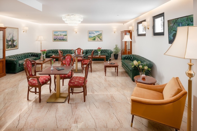 Imagen de los interiores del Hotel Cvita. Foto 18