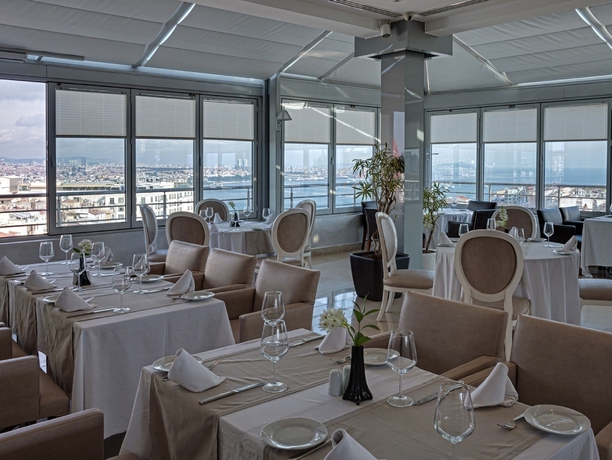 Imagen de los interiores del Hotel Cvk Taksim Istanbul. Foto 10