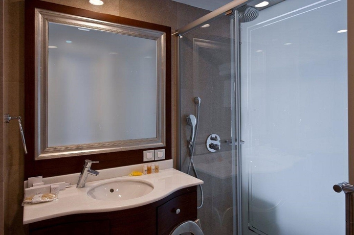 Imagen de la habitación del Hotel Cvk Taksim Istanbul. Foto 6