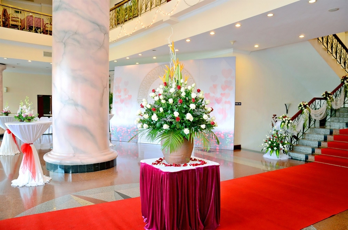 Imagen de los interiores del Hotel Cwd. Foto 15