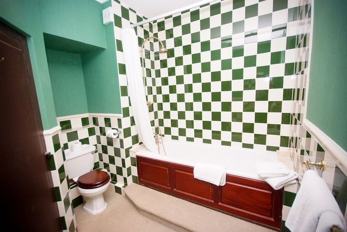 Imagen de la habitación del Hotel Cwrt Bleddyn and Spa. Foto 14