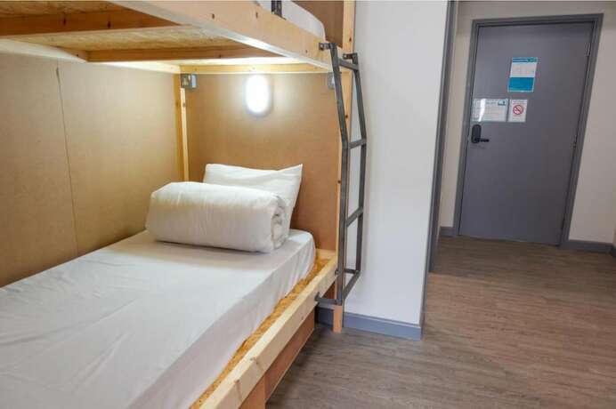Imagen de la habitación del Hotel Cwtsh Hostel. Foto 17