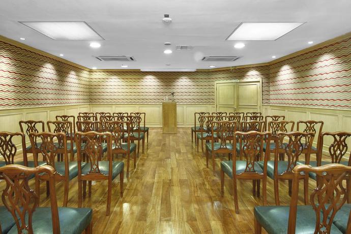 Imagen de los interiores del Hotel Cyan Americas Towers. Foto 13