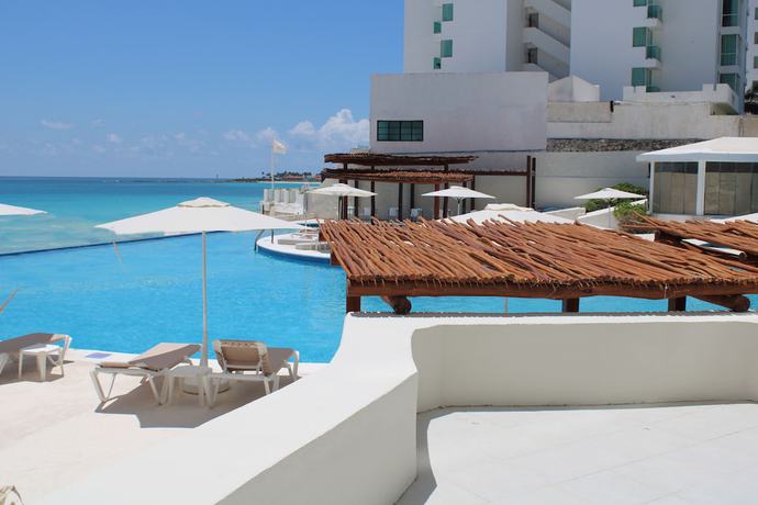 Imagen general del Hotel Cyan Cancun Resort and Spa. Foto 1