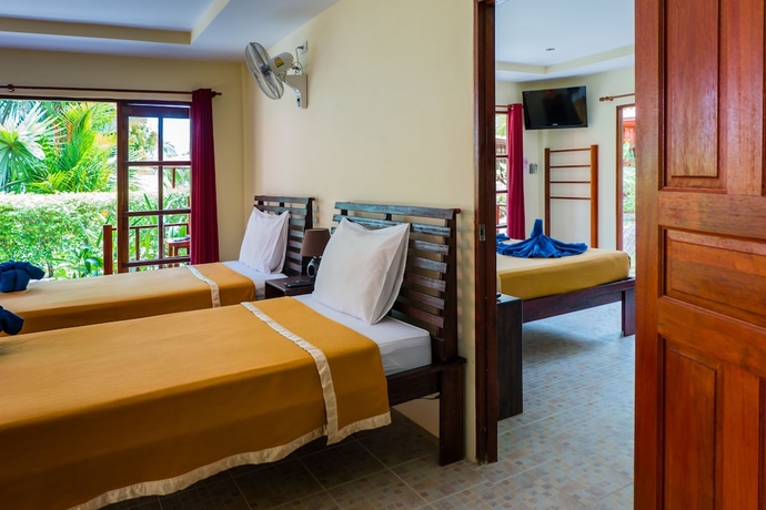 Imagen de la habitación del Hotel Cyana Beach Resort. Foto 10