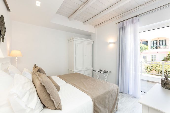 Imagen de la habitación del Hotel Cyano. Foto 3