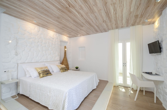 Imagen de la habitación del Hotel Cyano Suites. Foto 2