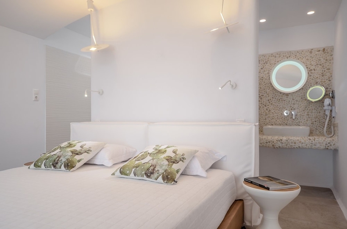 Imagen de la habitación del Hotel Cyano Suites. Foto 7