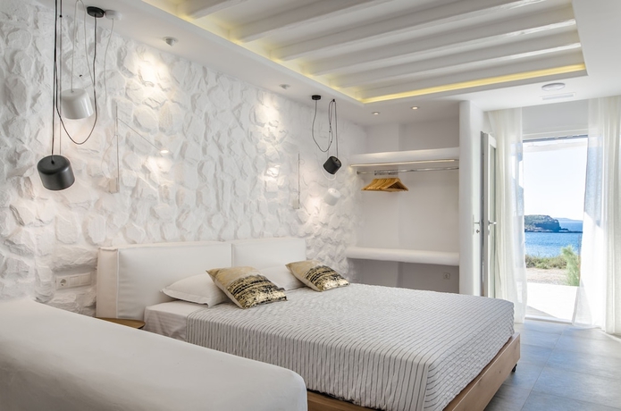 Imagen de la habitación del Hotel Cyano Suites. Foto 9