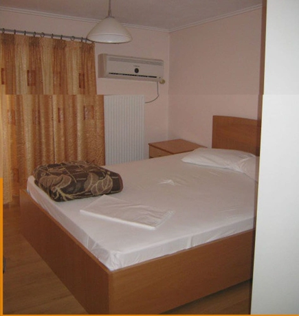 Imagen de la habitación del Hotel Cybele. Foto 13