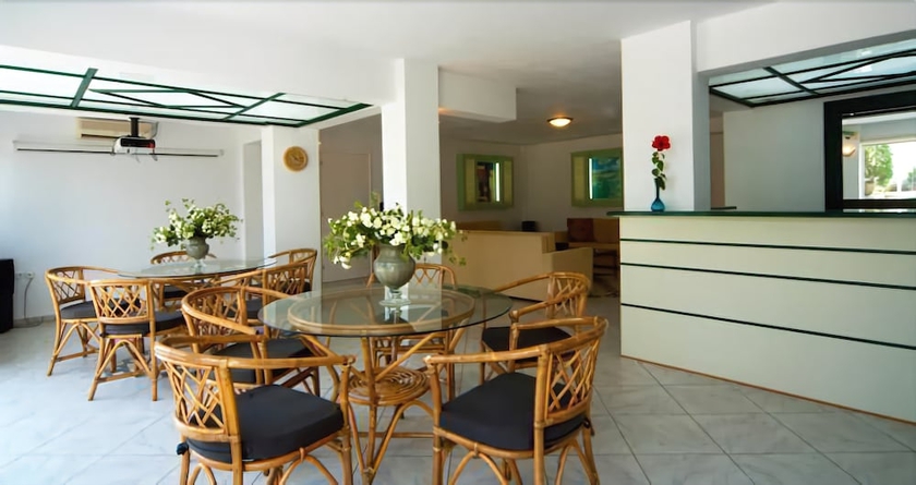 Imagen de los interiores del Hotel Cybele Suites and Apartments. Foto 19