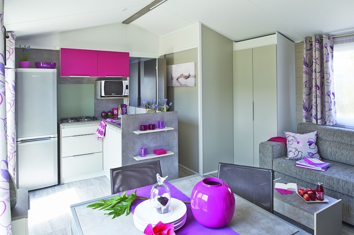 Imagen de la habitación del Hotel Cybeles Vacances Camping Les Albères. Foto 2