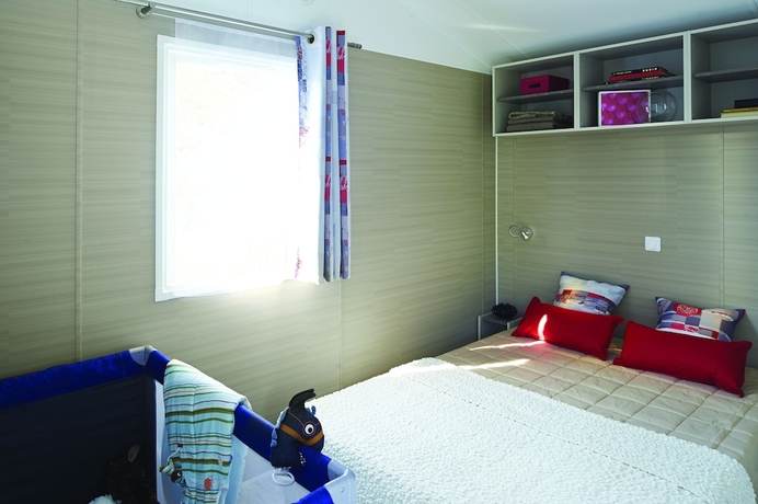 Imagen de la habitación del Hotel Cybeles Vacances Camping Les Albères. Foto 18