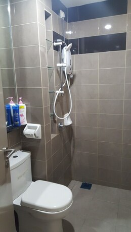 Imagen de la habitación del Hotel Cyberjaya Vega Residensi. Foto 28