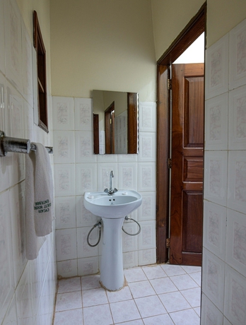 Imagen de la habitación del Hotel Cycad Entebbe Guest House. Foto 13