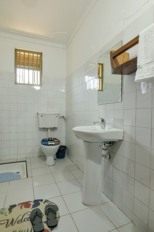 Imagen de la habitación del Hotel Cycad Entebbe Guest House. Foto 15