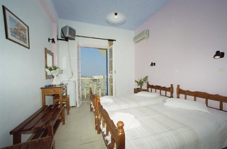 Imagen de la habitación del Hotel Cyclades, Karterados. Foto 4
