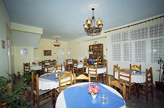 Imagen del bar/restaurante del Hotel Cyclades, Karterados. Foto 3
