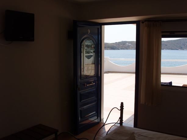 Imagen de la habitación del Hotel Cyclades Serifos. Foto 8