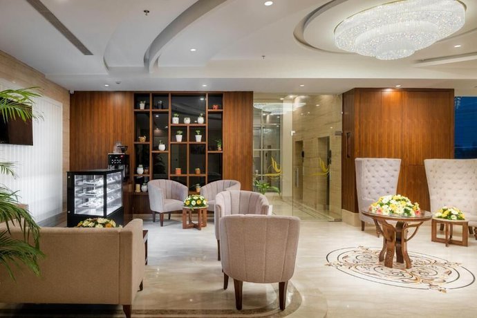 Imagen de los interiores del Hotel Cygnett Inn Paras. Foto 20