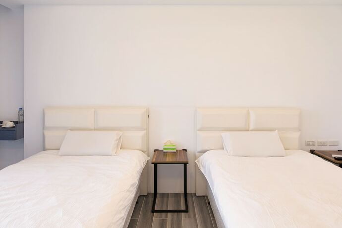 Imagen general del Hotel Cypress Inn. Foto 7