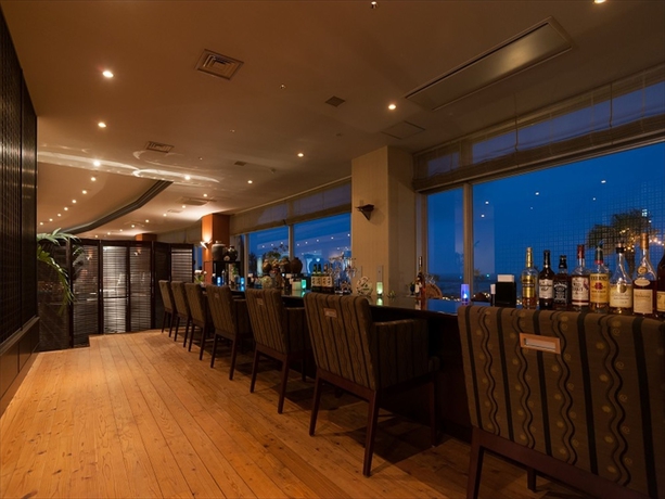 Imagen del bar/restaurante del Hotel Cypress Resort Kumejima. Foto 4