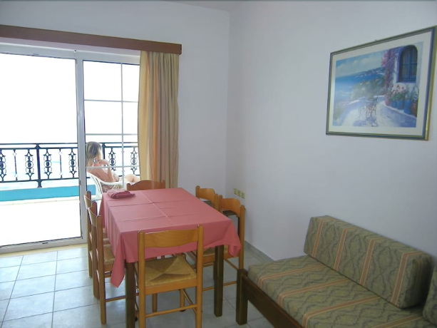 Imagen de la habitación del Hotel Cypriana Apartments. Foto 8