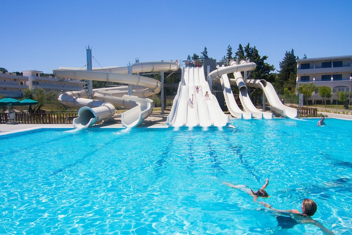 Imagen de la piscina del Hotel Cyprotel Faliraki - All Inclusive. Foto 13