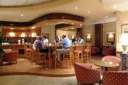 Imagen del bar/restaurante del Hotel Cyprotel Marathon Beach Hotel. Foto 3