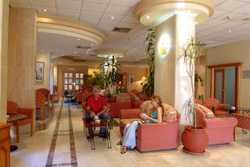 Imagen de la habitación del Hotel Cyprotel Marathon Beach Hotel. Foto 8