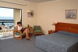 Imagen de la habitación del Hotel Cyprotel Marathon Beach Hotel. Foto 10