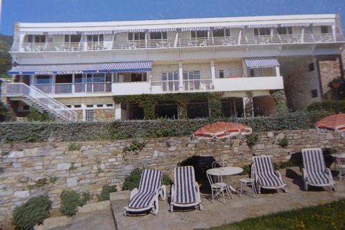 Imagen general del Hotel Cyrnea. Foto 8