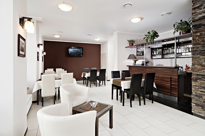 Imagen de los interiores del Hotel Cyro. Foto 11