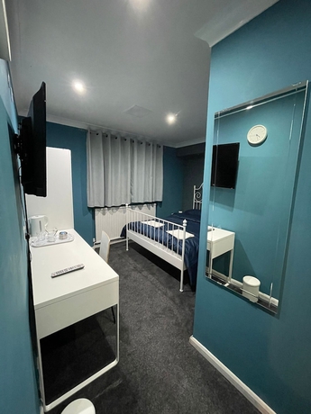 Imagen de la habitación del Hotel Cyrus. Foto 11