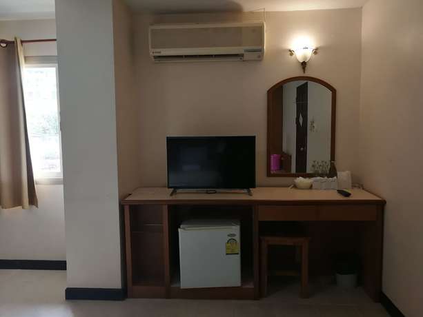 Imagen de la habitación del Hotel C-za. Foto 6