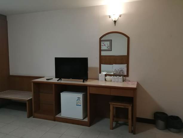 Imagen de la habitación del Hotel C-za. Foto 9