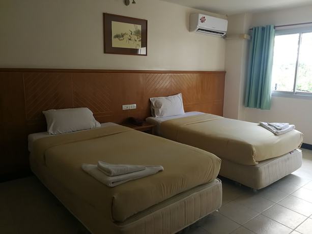 Imagen de la habitación del Hotel C-za. Foto 14
